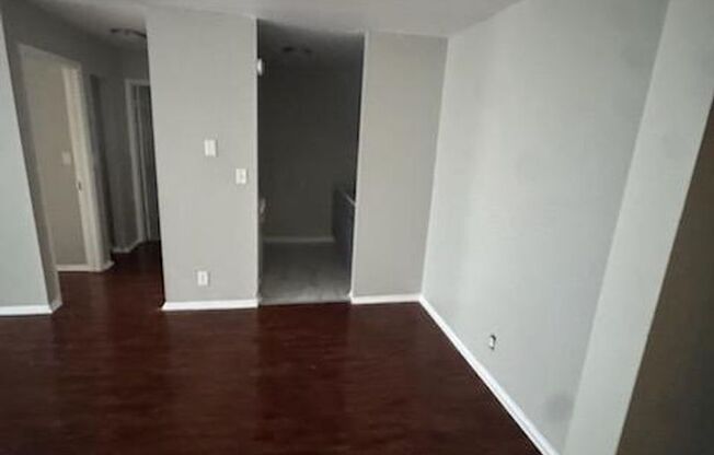 1305 - 1345 W Locust St. / 2866-2868 N 14th St. (50 Unit)