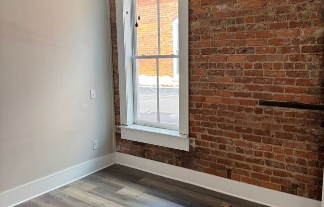 2 beds, 2 baths, 1,500 sqft, $1,700, Unit 125-A W Solomon St