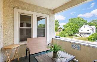 1907 11 AVE S