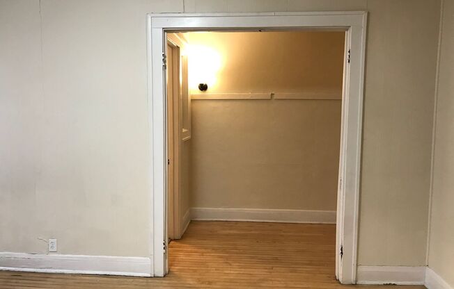 Studio, 1 bath, $875