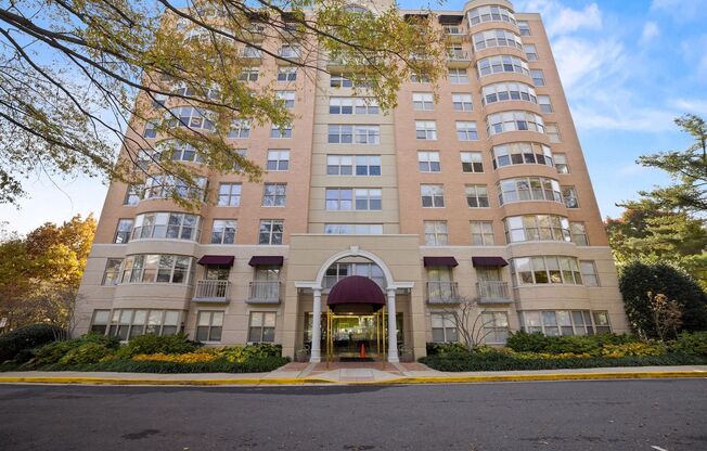 Fabulous Penthouse Condo Available Immediately in the Heart of Bethesda