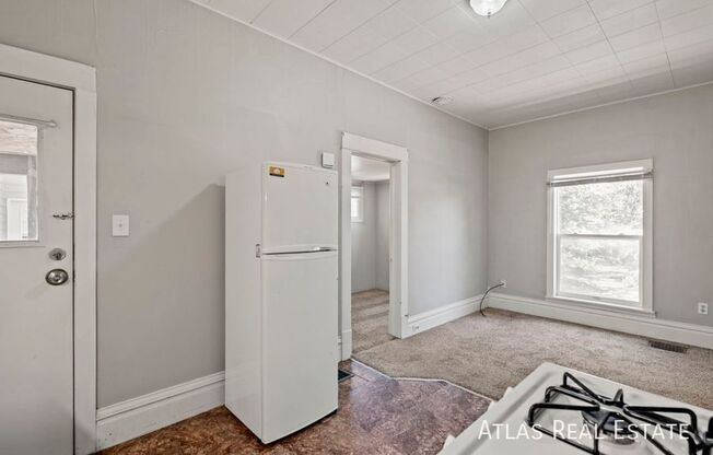 1223 N 13 ST