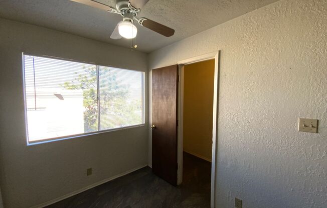 2 beds, 1 bath, 836 sqft, $900, Unit Unit D