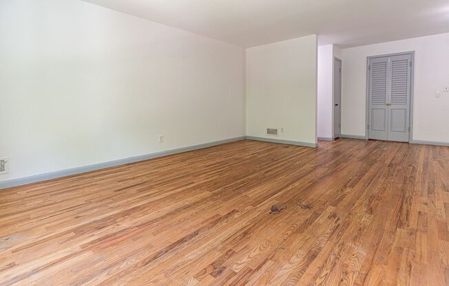 306 N Birchwood Ave