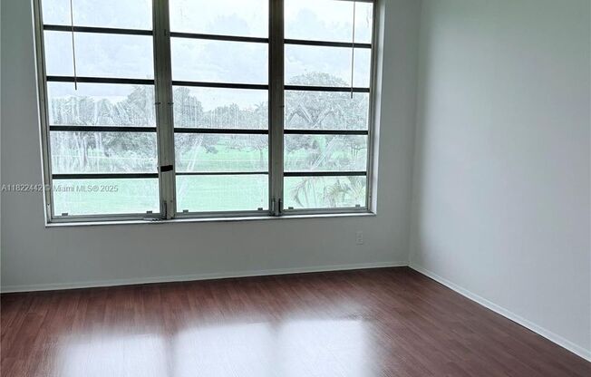 3980 OAKS CLUBHOUSE DR APT #302 POMPANO BEACH, FL 33069