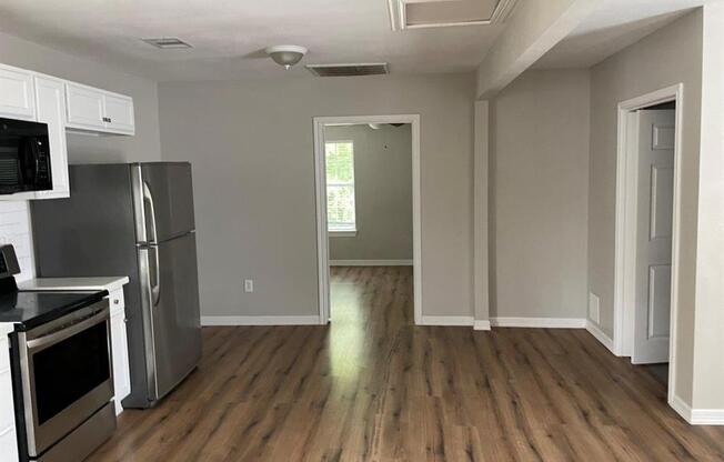 1308 GENOVA ST