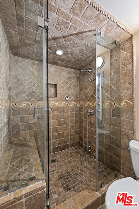 2 beds, 2 baths, 1,088 sqft, $4,800, Unit 510