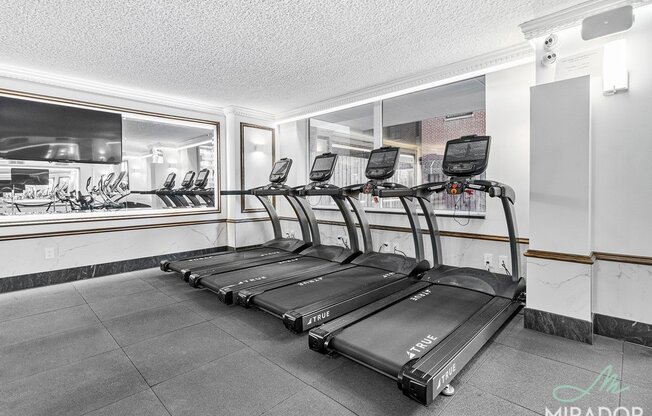 1 bed, 1 bath, $4,799, Unit 18K