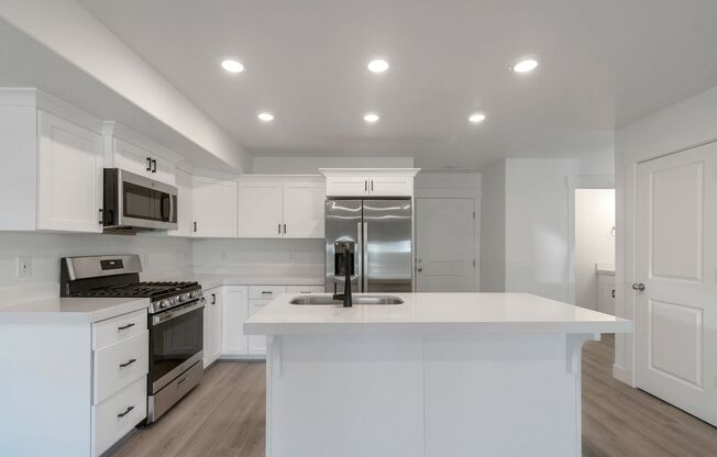BRAND NEW - Modern 3-Bedroom, 2.5-Bathroom Townhome Near Highway 6 and I-15