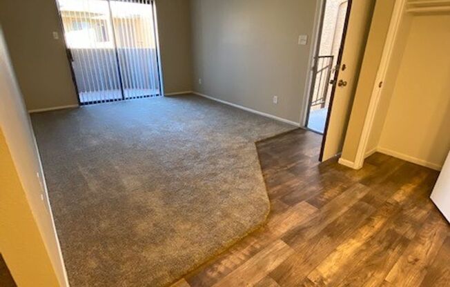 1 bed, 1 bath, 670 sqft, $1,295, Unit 244