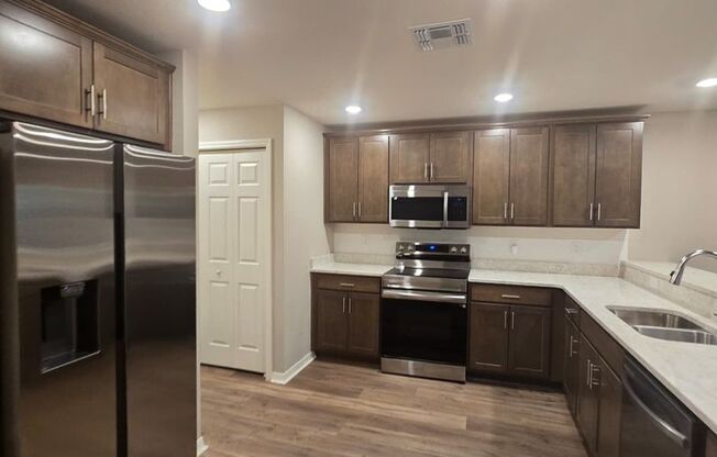 Move-In Ready 3BR | 2.5BA Home with 1-Car Garage – Prime Plant City Location