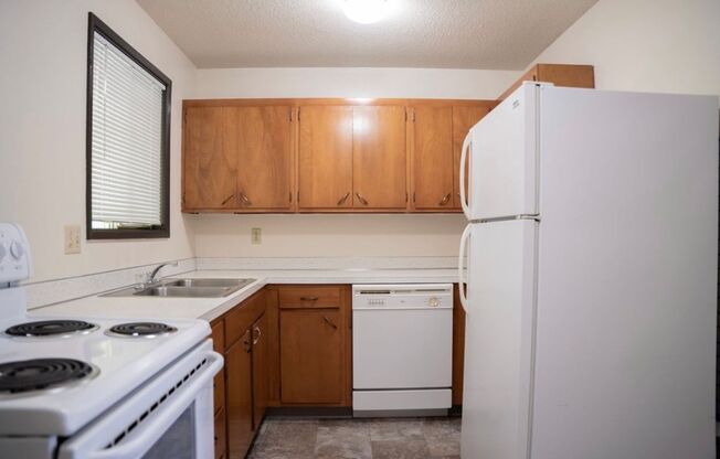 2 beds, 1 bath, 1,000 sqft, $1,495