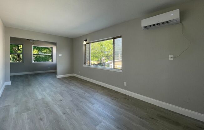 2704 E Columbus Dr.