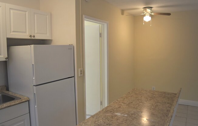 1 bed, 1 bath, 650 sqft, $1,400, Unit 180-04