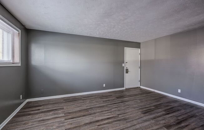 7301 Corby Street - AVAILABLE NOW! Spacious unit 5 minutes from Benson's nightlife district! First month FREE!!!