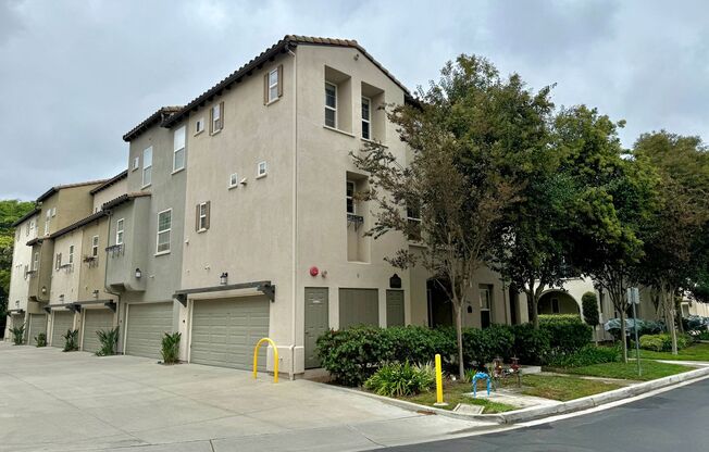 Great 3B/3.5BA Townhome in 4S Ranch!