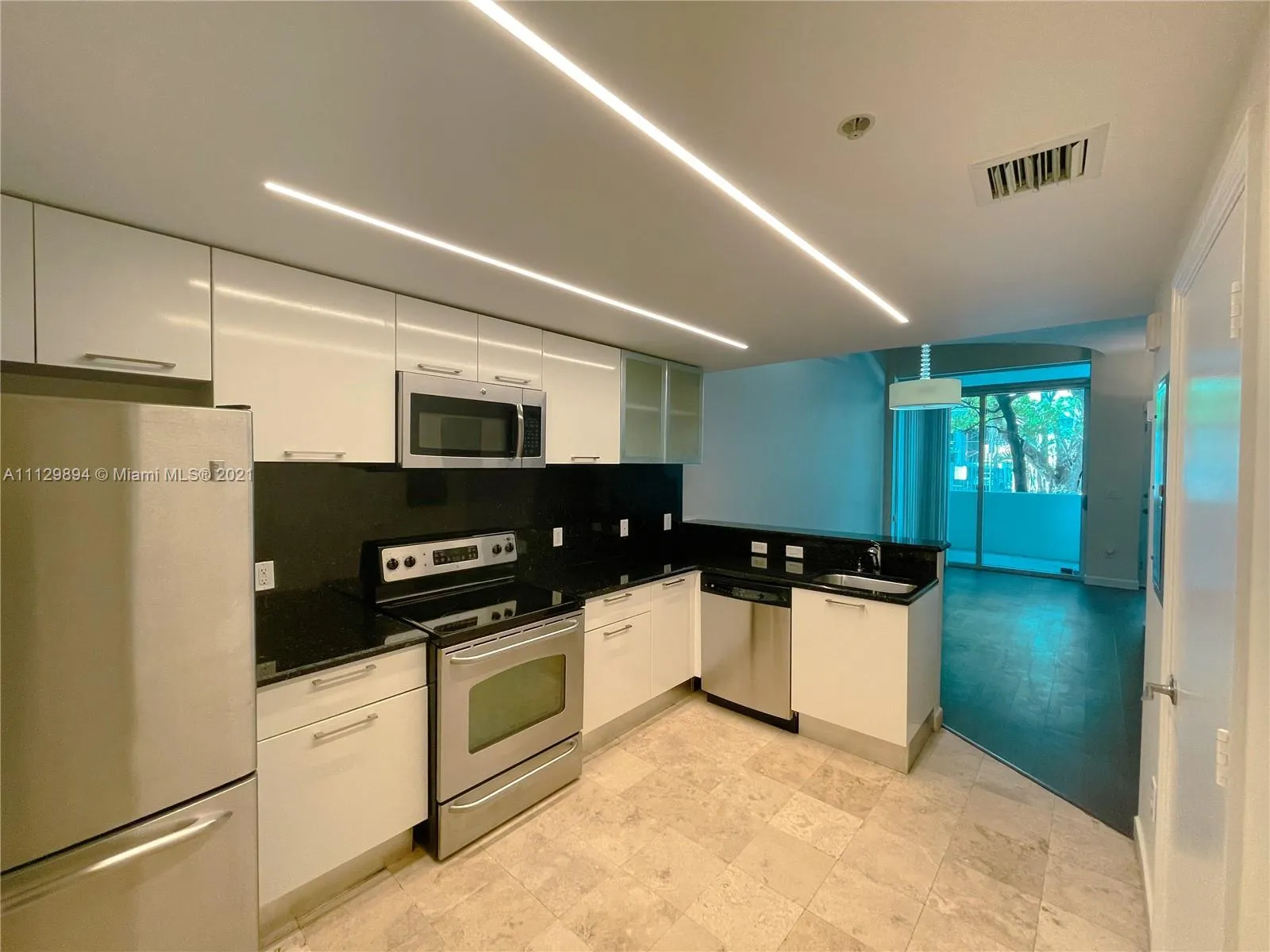 3339 Virginia St