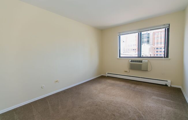 1 bed, 1 bath, 700 sqft, $1,675, Unit 311