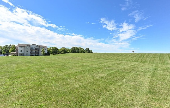 Open Green Space around Reserve at Eagles Ridge Apartments