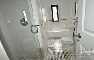 2 beds, 1 bath, $6,550, Unit 7H