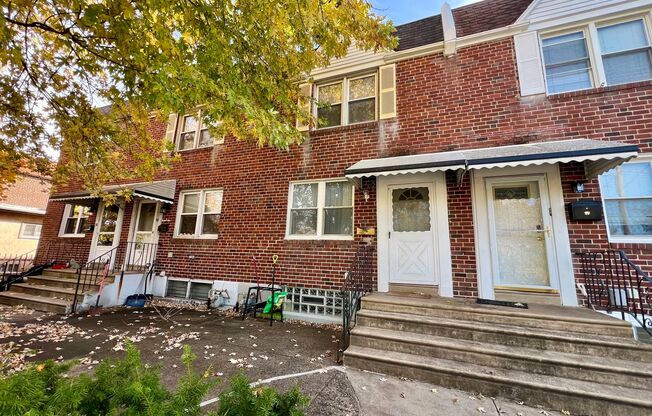 Gorgeous 3-Bedroom Townhome in Ambler! Available NOW! Last Month’s Rent WAIVED up front for qualified applicants!