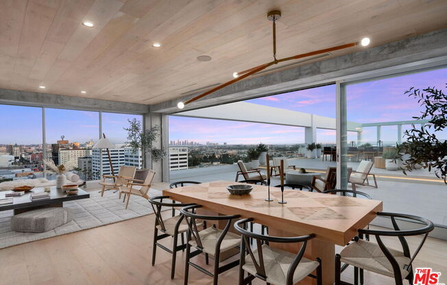 3 beds, 4 baths, 3,580 sqft, $29,900, Unit PHE