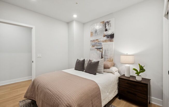 2 beds, 1 bath, 779 sqft, $1,750, Unit 105