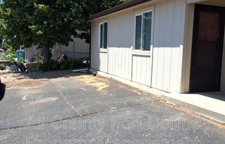1716 ERIN CT