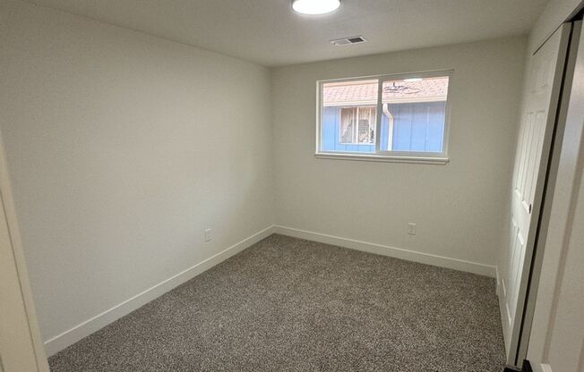 2 beds, 1 bath, $2,000