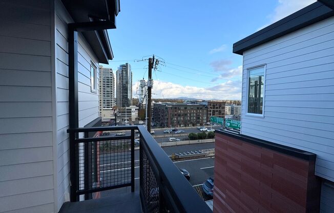 1 bed, 1 bath, 420 sqft, $1,525, Unit 15