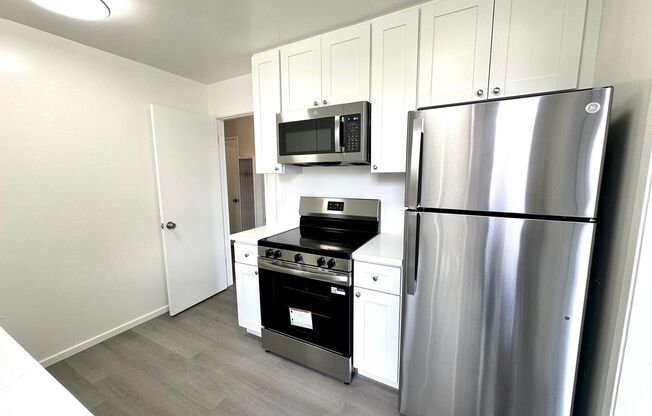 1 bed, 1 bath, 750 sqft, $2,500, Unit 02