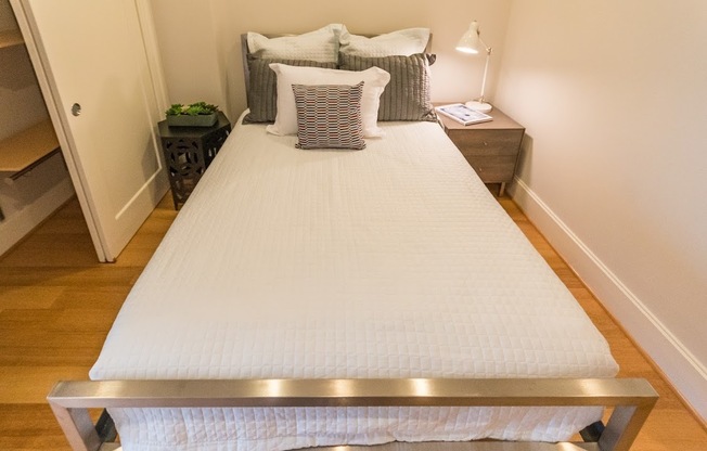 1 bed, 1 bath, $2,875, Unit 503