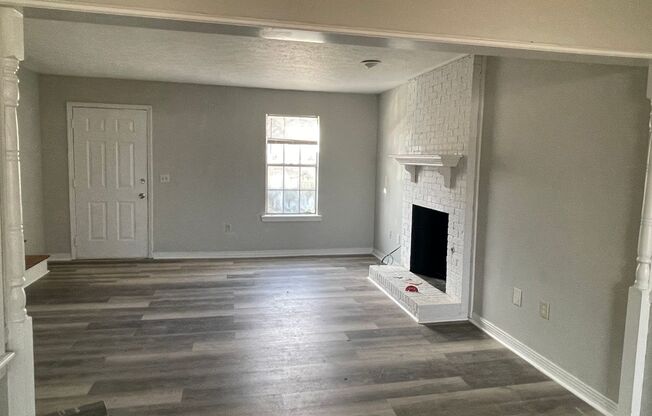 2 Bedroom Townhome in NE Jackson!