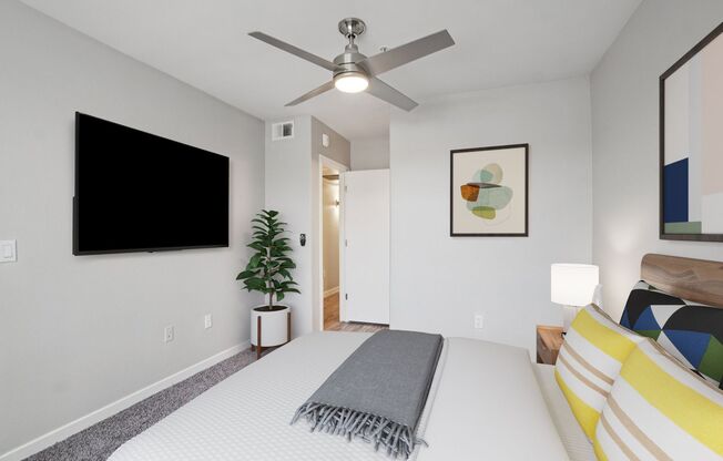 2 beds, 2 baths, 972 sqft, $1,499, Unit 345