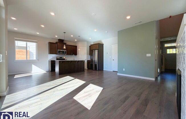 Spacious 3BR/2.5BA Forest Grove Home with Garage & Fenced Yard