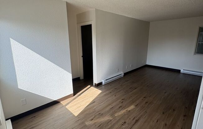 1 bed, 1 bath, 579 sqft, $999, Unit 2530-11
