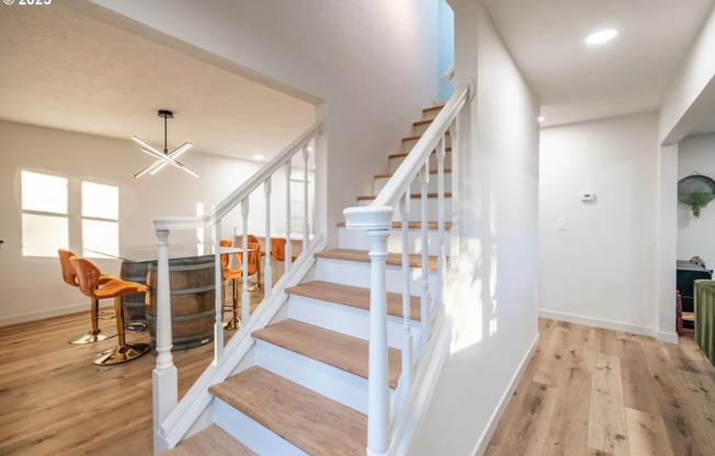 3bedroom 2bath House