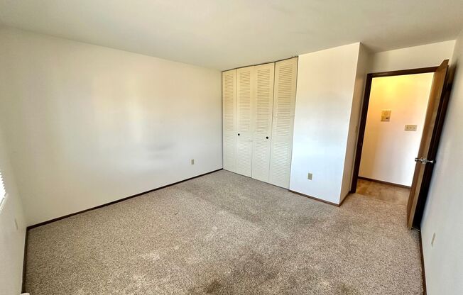1 bed, 1 bath, $1,095, Unit 41