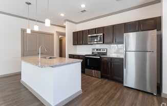 1 bed, 1 bath, 753 sqft, $1,550, Unit 1123