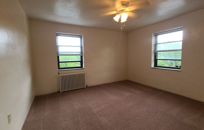 1 bed, 1 bath, 1 sqft, $950, Unit ABB - C-12