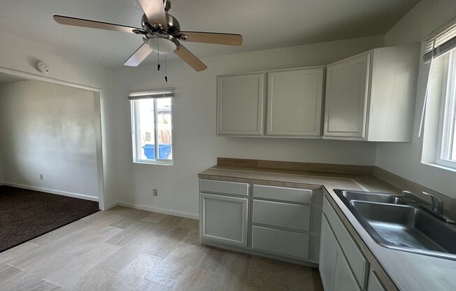 2 beds, 1 bath, $1,695