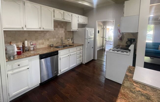 3 beds, 2 baths, $3,791