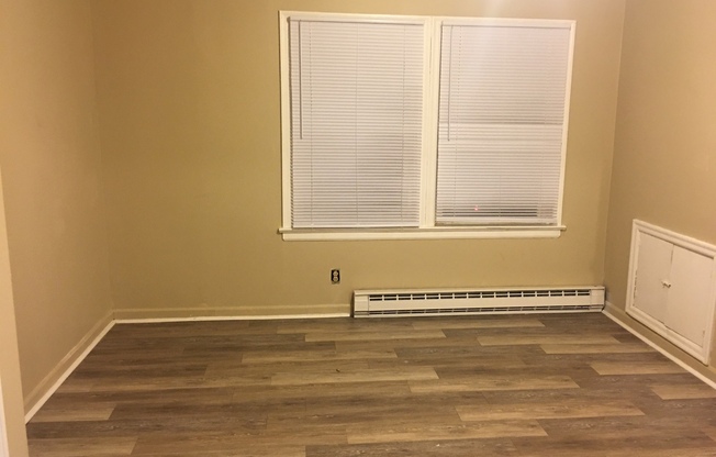 Studio, 1 bath, $725, Unit 1503-2