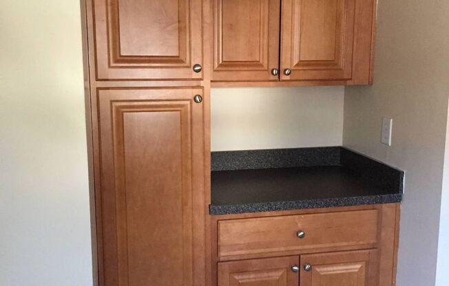 1 bed, 1 bath, 675 sqft, $2,000, Unit S302A