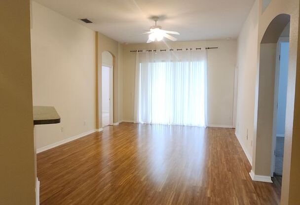 Gorgeous house in Lumsden Pointe