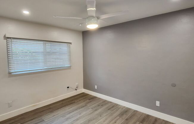 2 beds, 1 bath, $3,750, Unit 1660