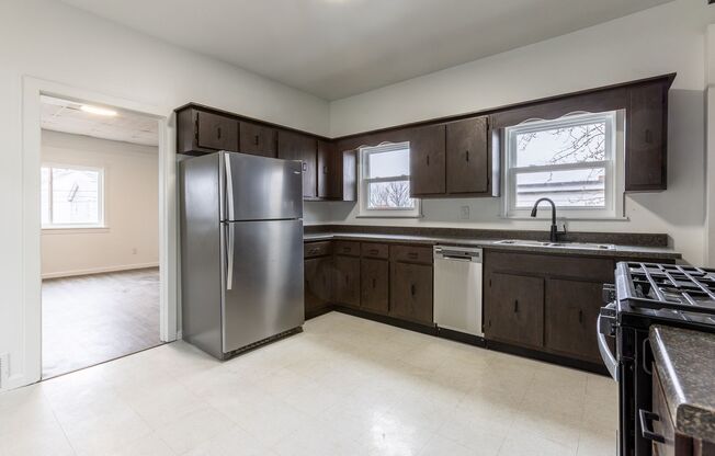 1 bed, 1 bath, $1,150, Unit Apt 2