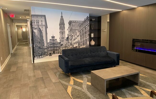 2 beds, 2 baths, 700 sqft, $2,695, Unit 503