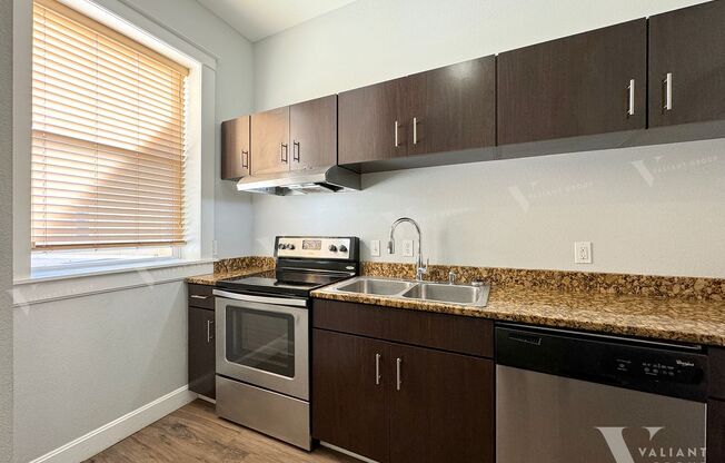 Studio, 1 bath, $780, Unit 207E