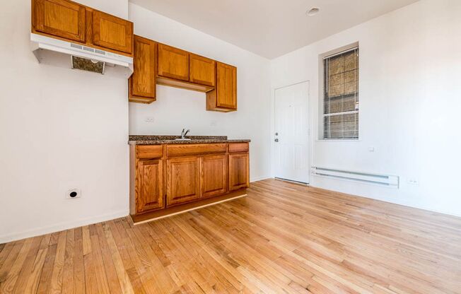705 S Lawndale